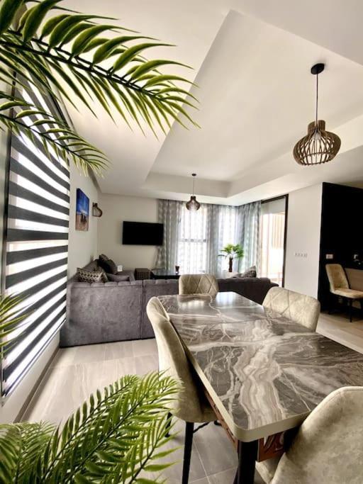 Luxurious Golf & Sea View Beach Apartment With Pool Access - Tamourrit, Taghazout Bay Eksteriør bilde